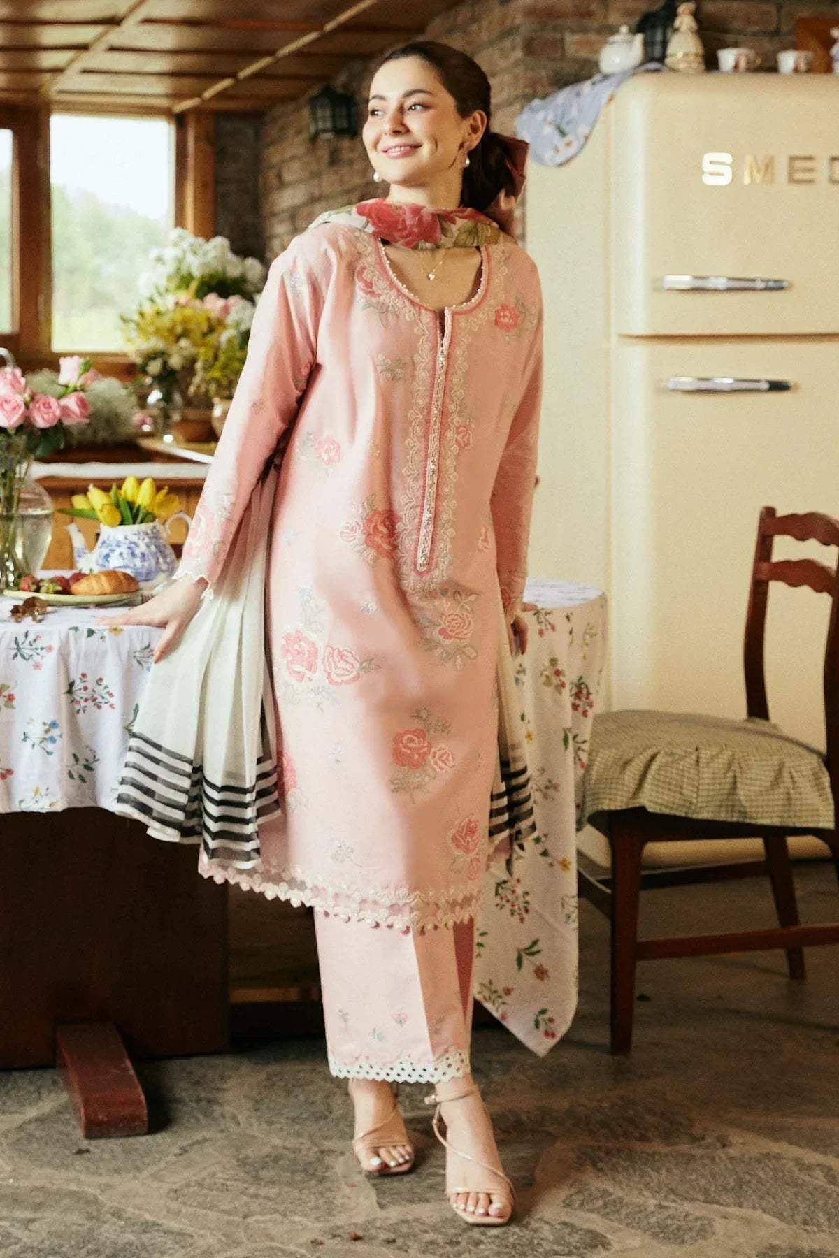3 Piece - Unstitched Embroidered Lawn Fabric With Silk Dupatta