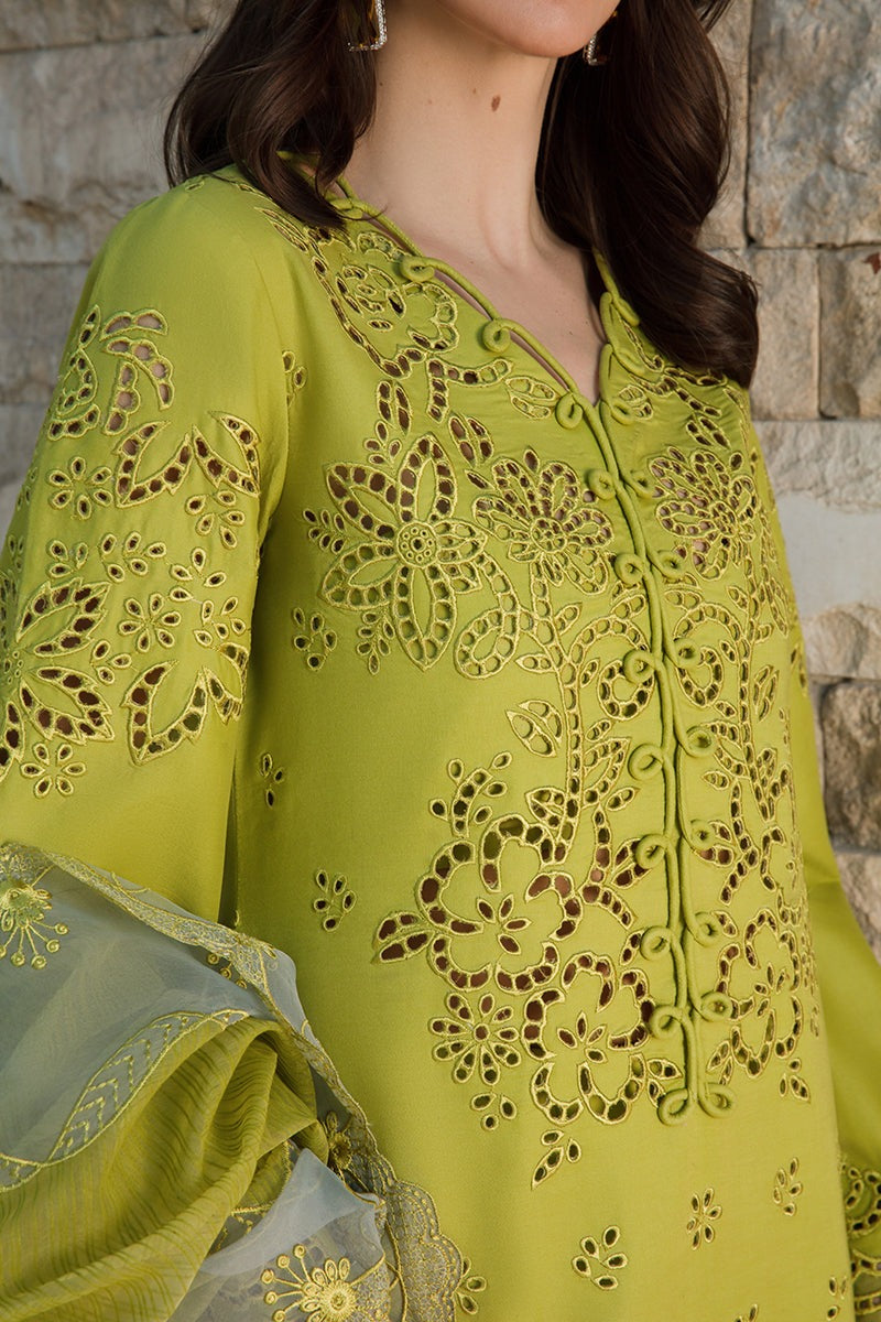 3 Piece Unstitched Heavy Embroidered Lawn Suit ( Fine Printed Silk Dupatta )RR-2780