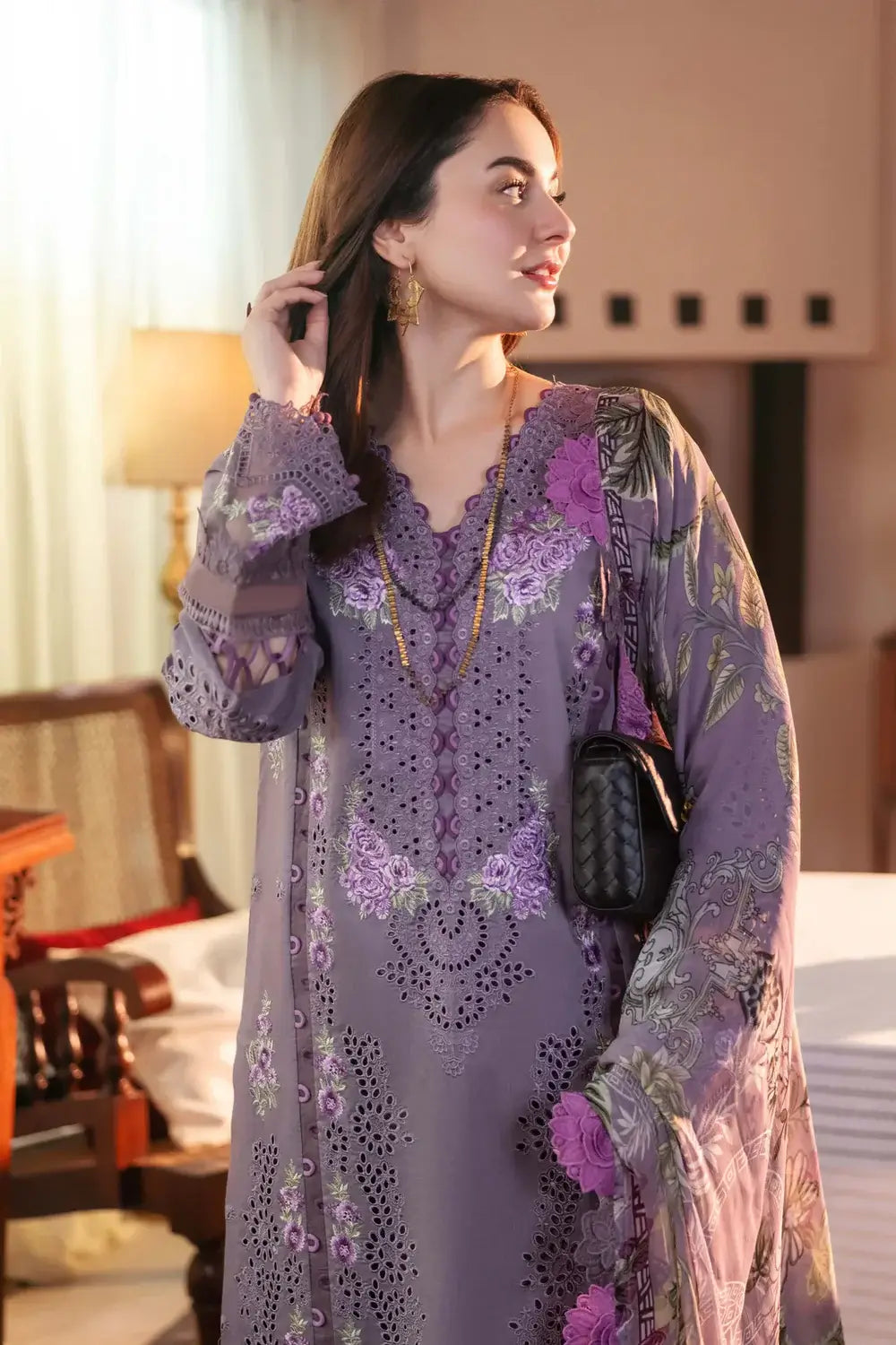 3 Piece Unstitched Heavy Embroidered Lawn Suit ( Fine Printed Cambric Dupatta )