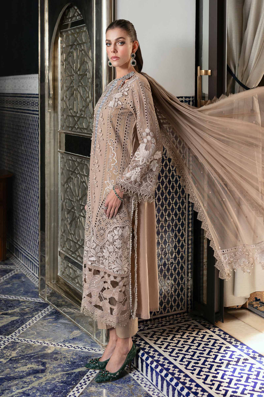 3 Piece - Unstitched Fully Embroidered Lawn Fabric QL-2665