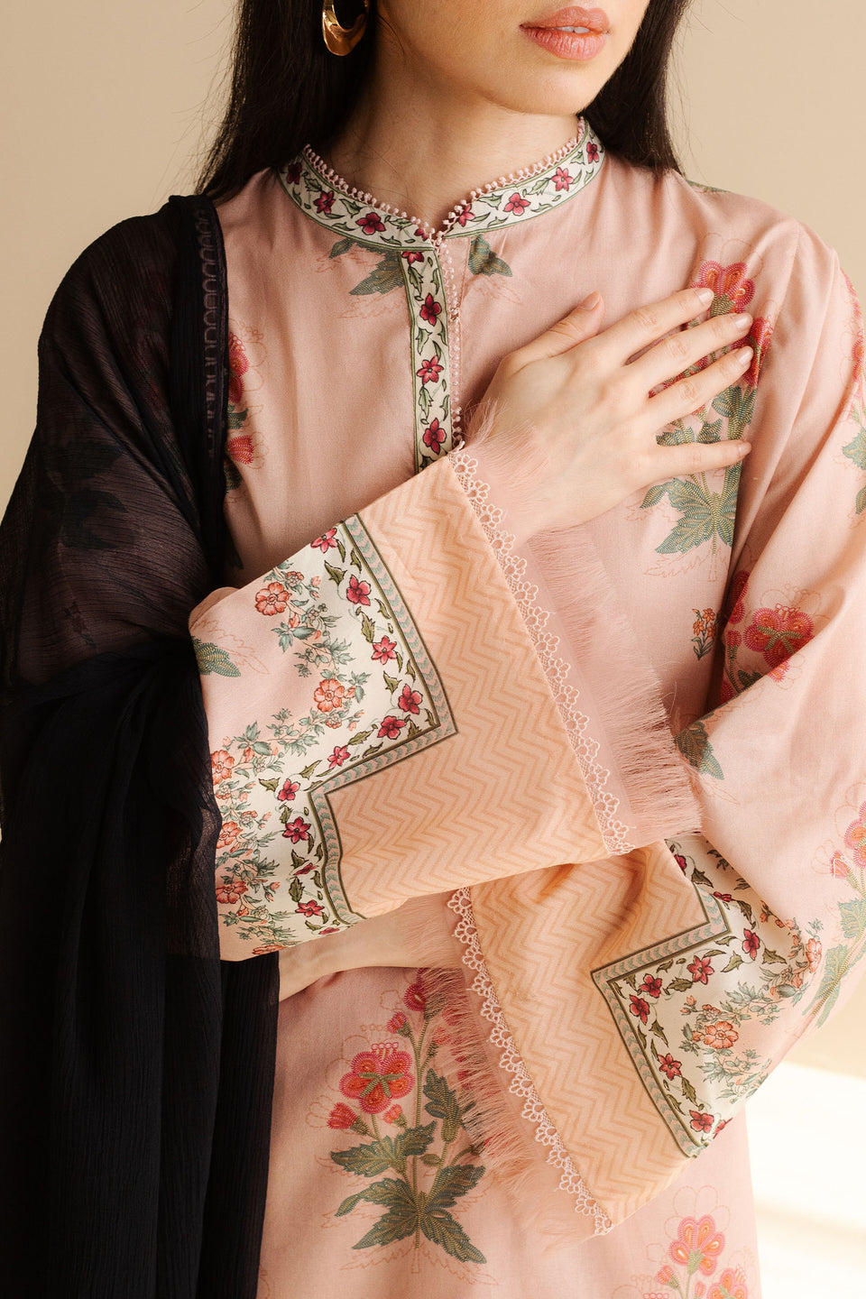 3 Piece - Unstitched Digital Printed Lawn Fabric MB-490