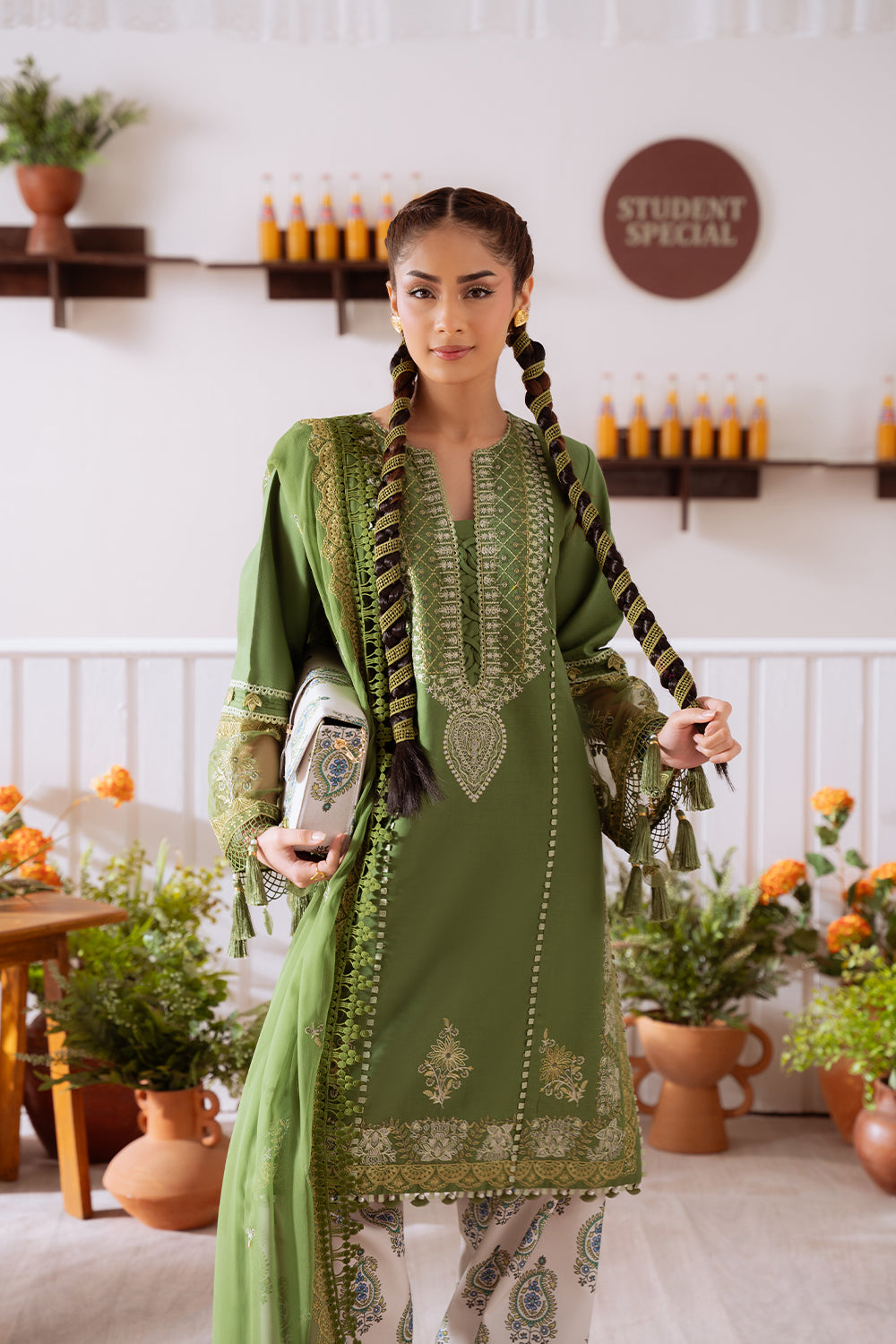3 Piece - Unstitched Embroidered Lawn Fabric CO-514 B