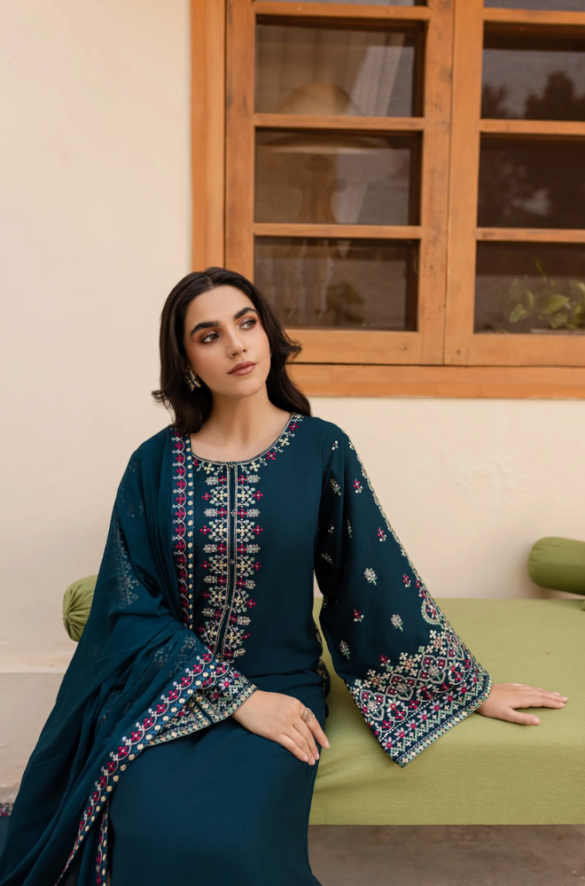 3 Piece - Unstitched Fully Embroidered Lawn Fabric LM-585