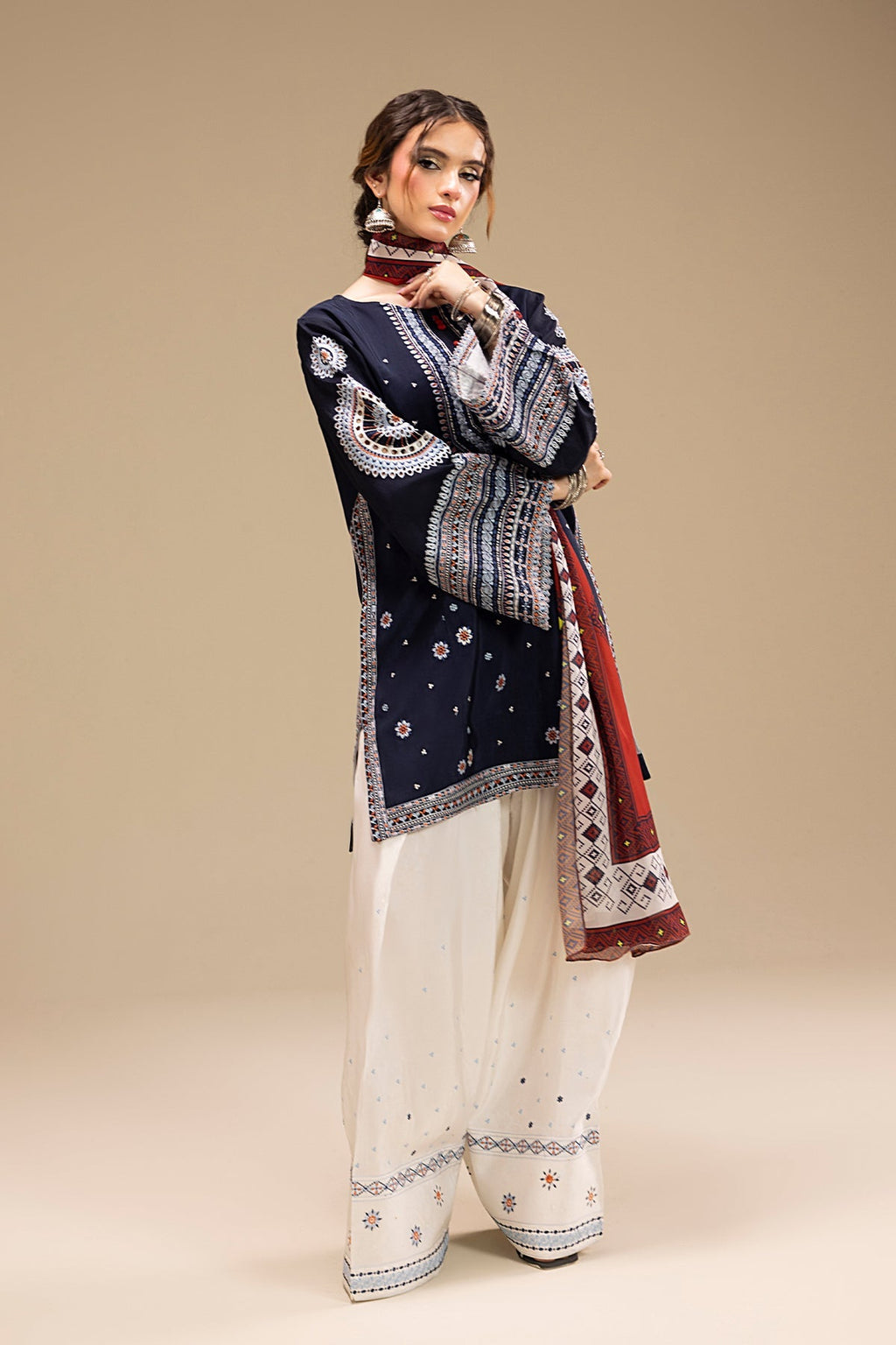 3 Piece - Embroidered Lawn Fabric with Printed Dupatta RR-610
